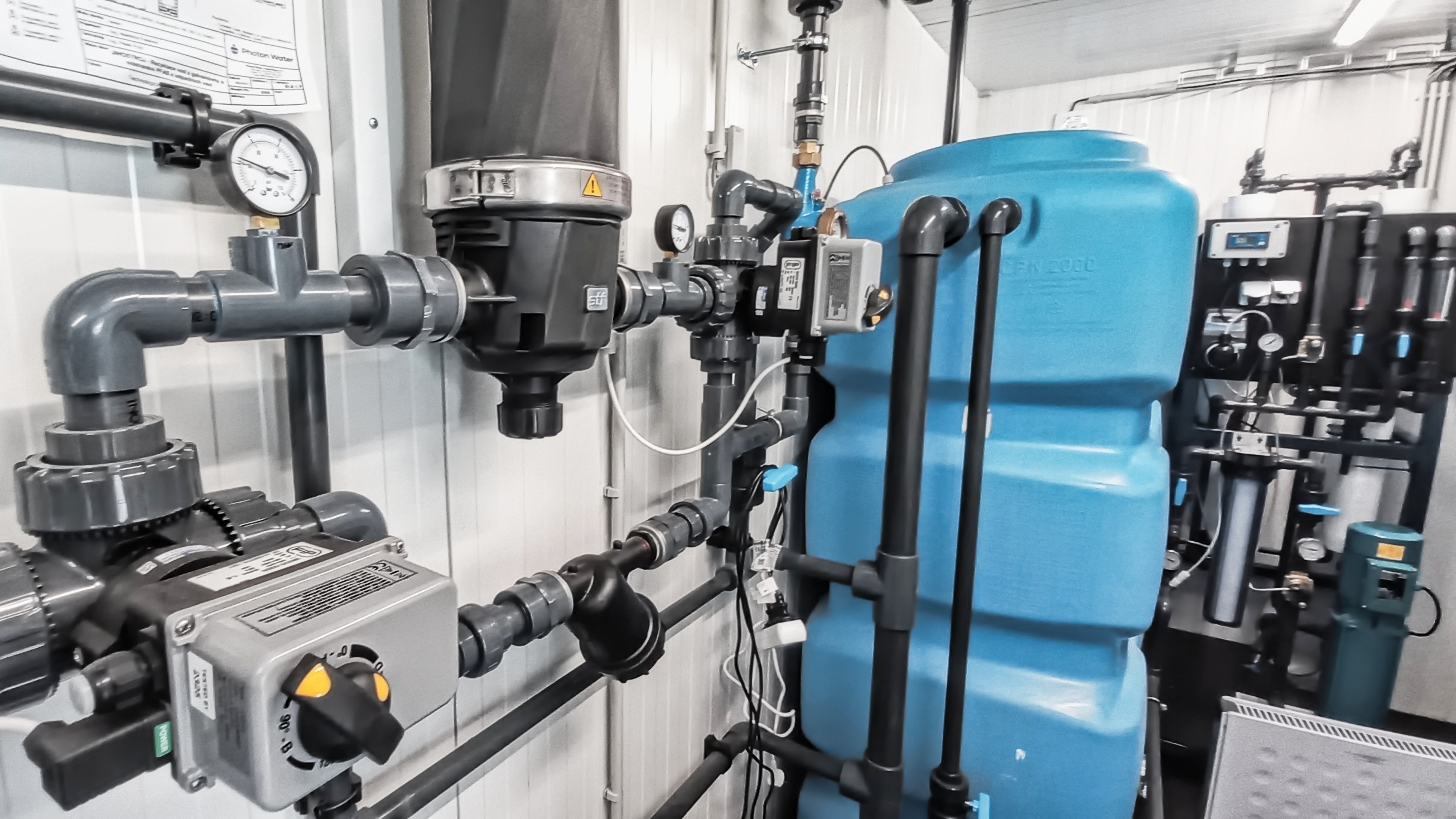 jihostroj-2.jpg (1.02 MB)